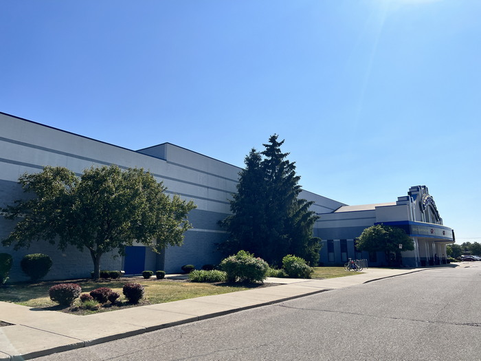 MJR Southgate Cinema 20 - July 9 2022 Photo (newer photo)